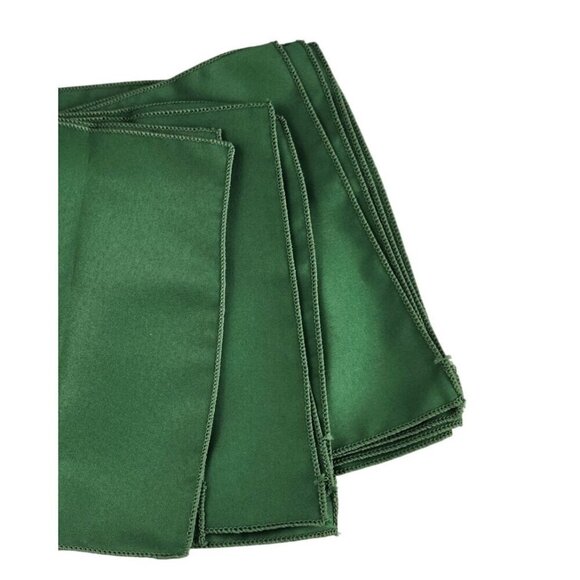 Set Of 12 Green Polyester Drink Napkins 12x12 Inches For Elegant Dining & Events - Picture 5 of 5